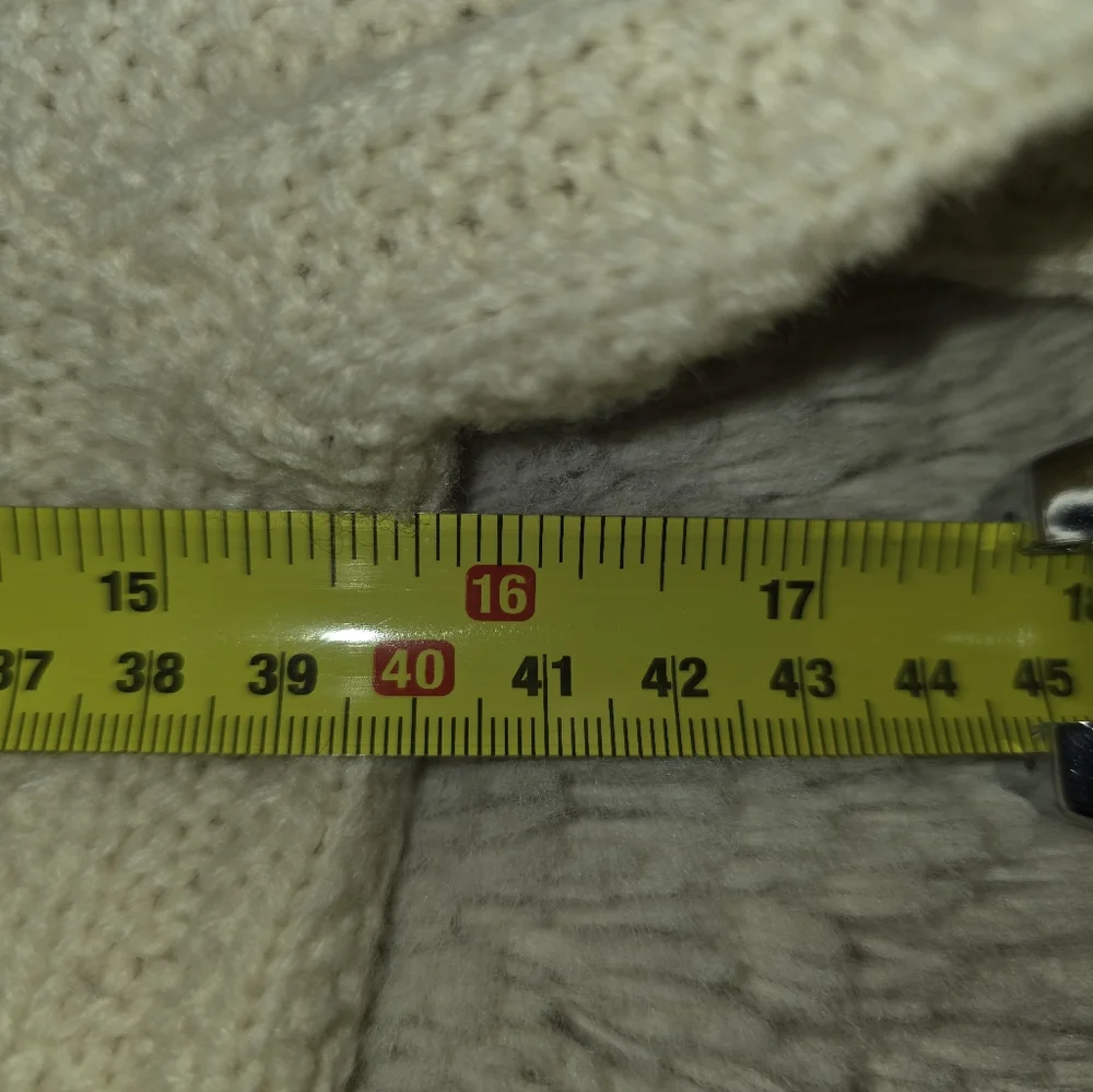 Ralph Lauren Vintage Lambs Wool Sweater with Colorful Embroidery Size M